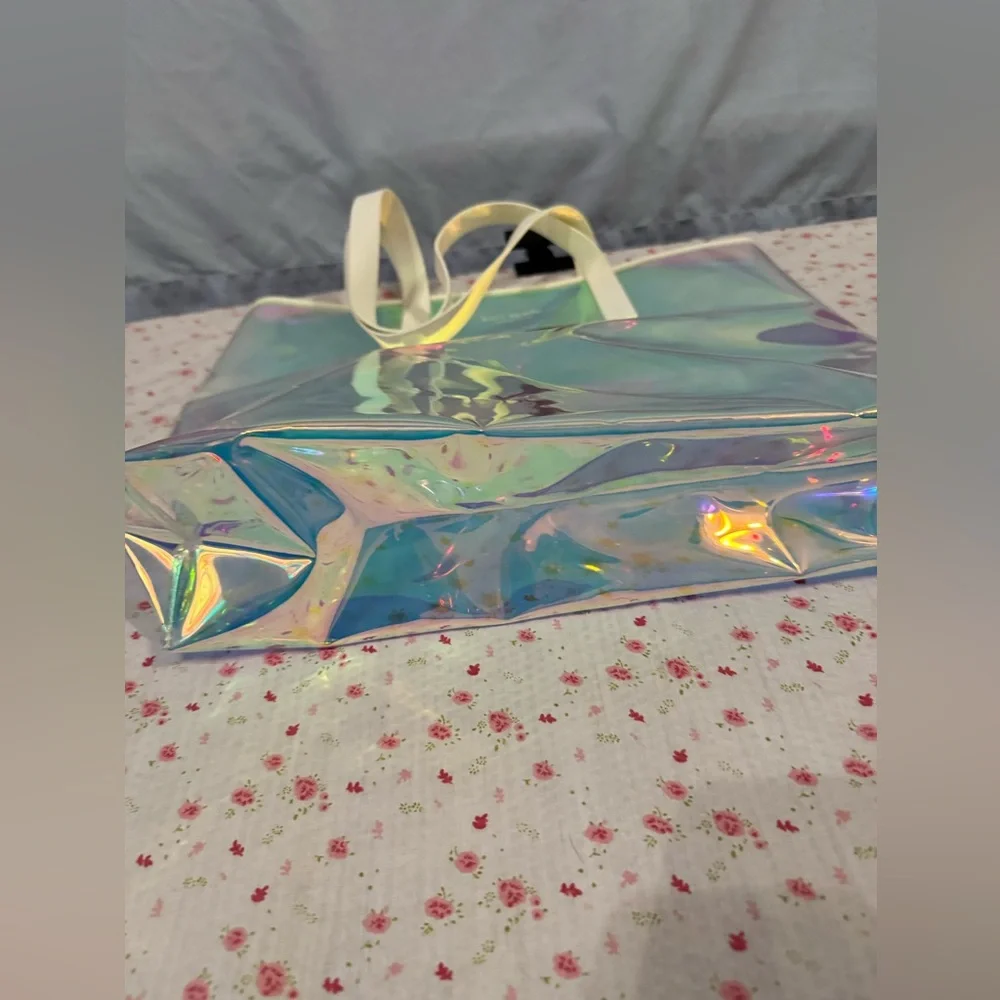 Holographic Iridescent Kate Spade Vinyl Tote 💕🐇Free Shipping! 😘💌 - Picture 3 of 9